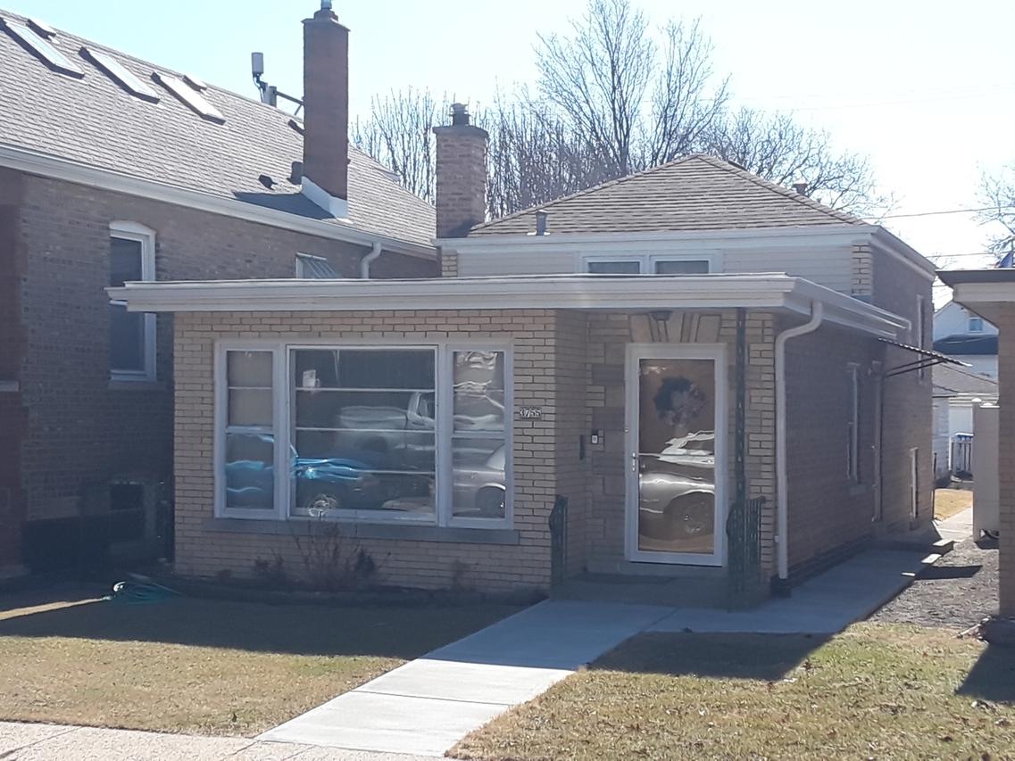 3755 W 60th St., Chicago, IL 60629