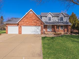 28 Candle Ridge Rd., Towanda, IL 61776