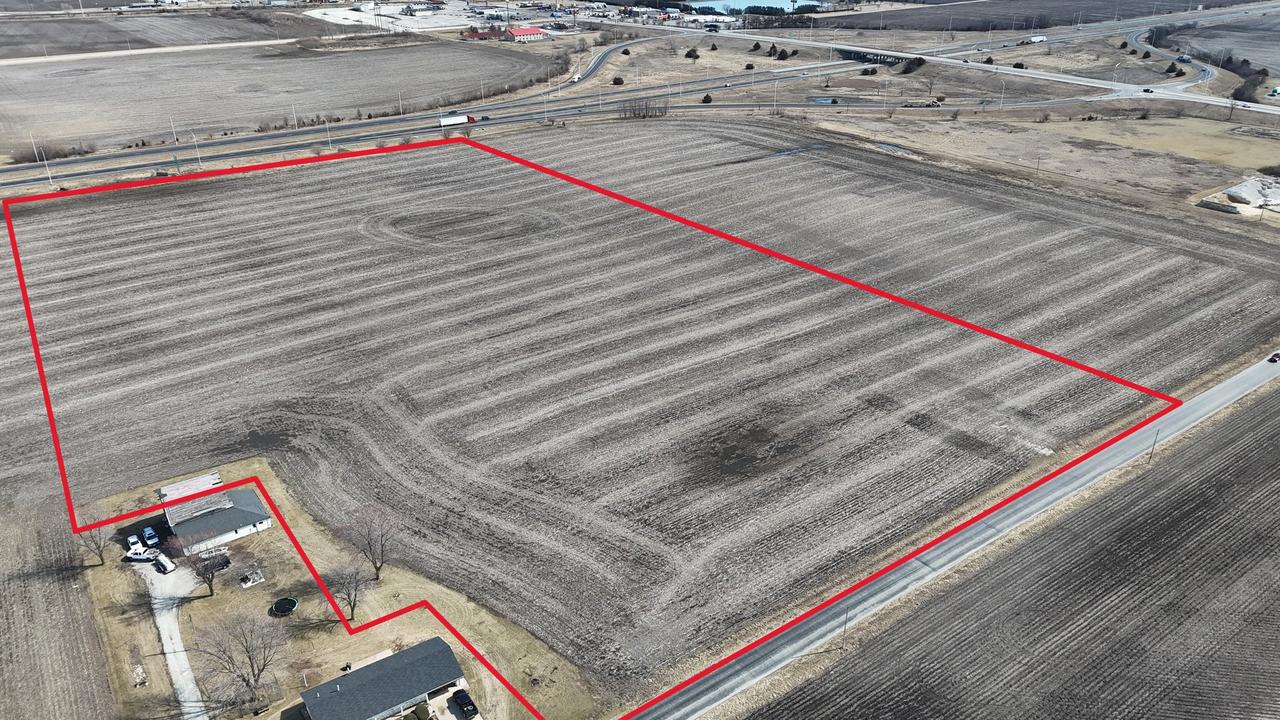 1730 N 600 East Rd., Gilman, IL 60938