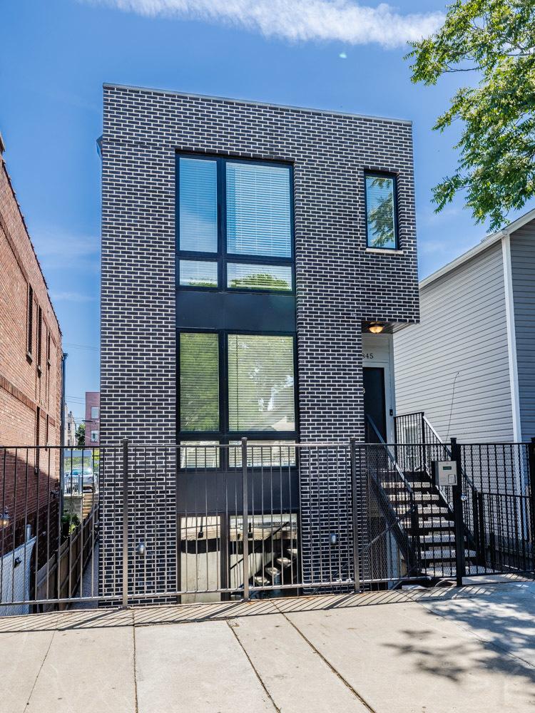 1845 W 21st Pl. #1, Chicago, IL 60608