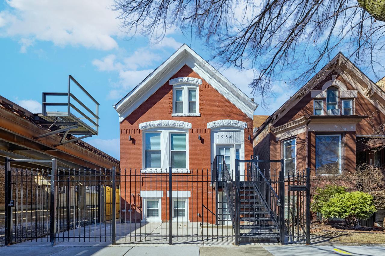 1934 S Hamlin Ave., Chicago, IL 60623