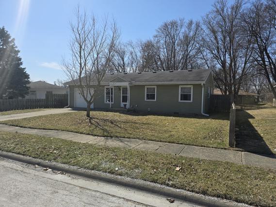 5 Kirkwood Dr., Clinton, IL 61727