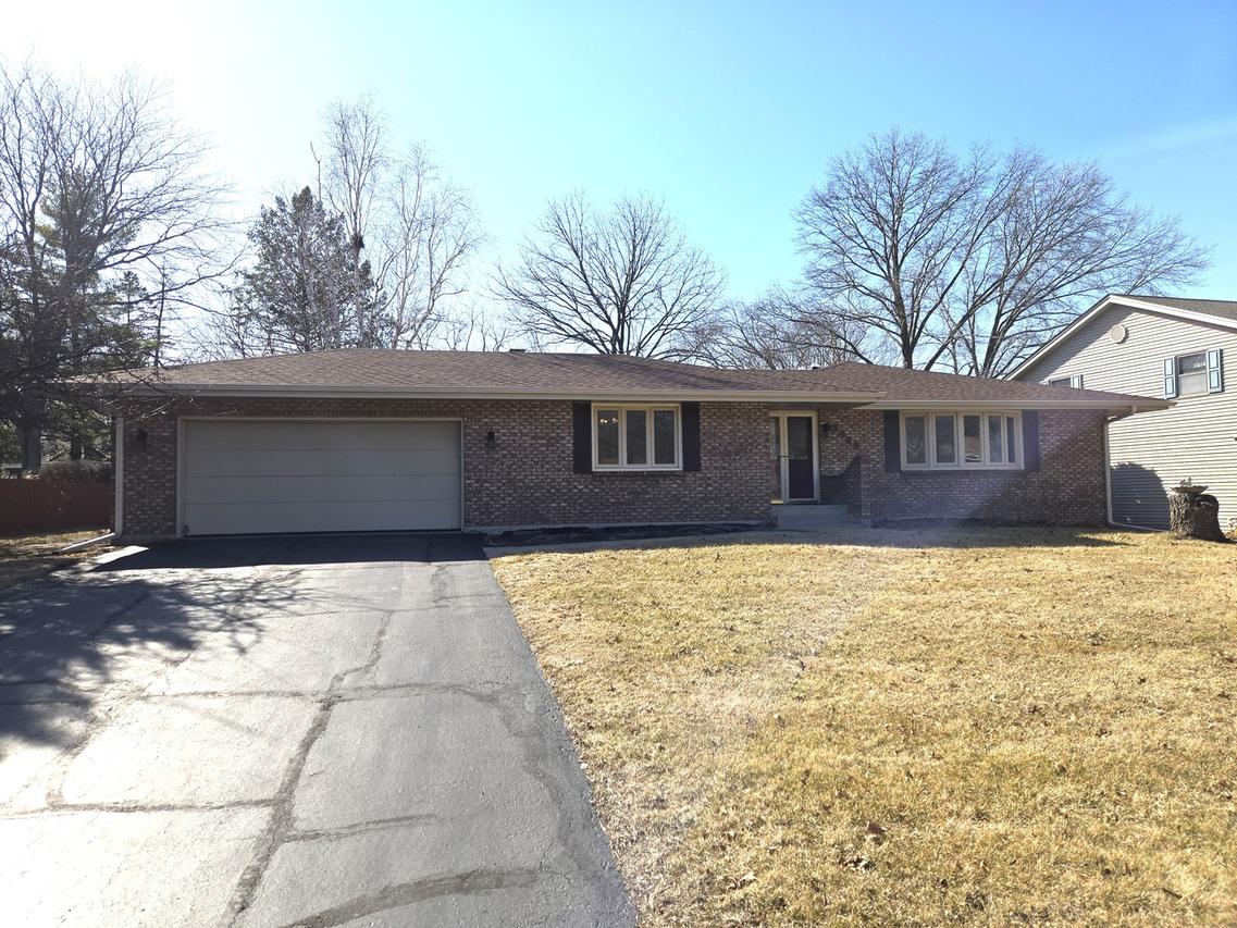 2060 Wedgewood Way, Rockford, IL 61107