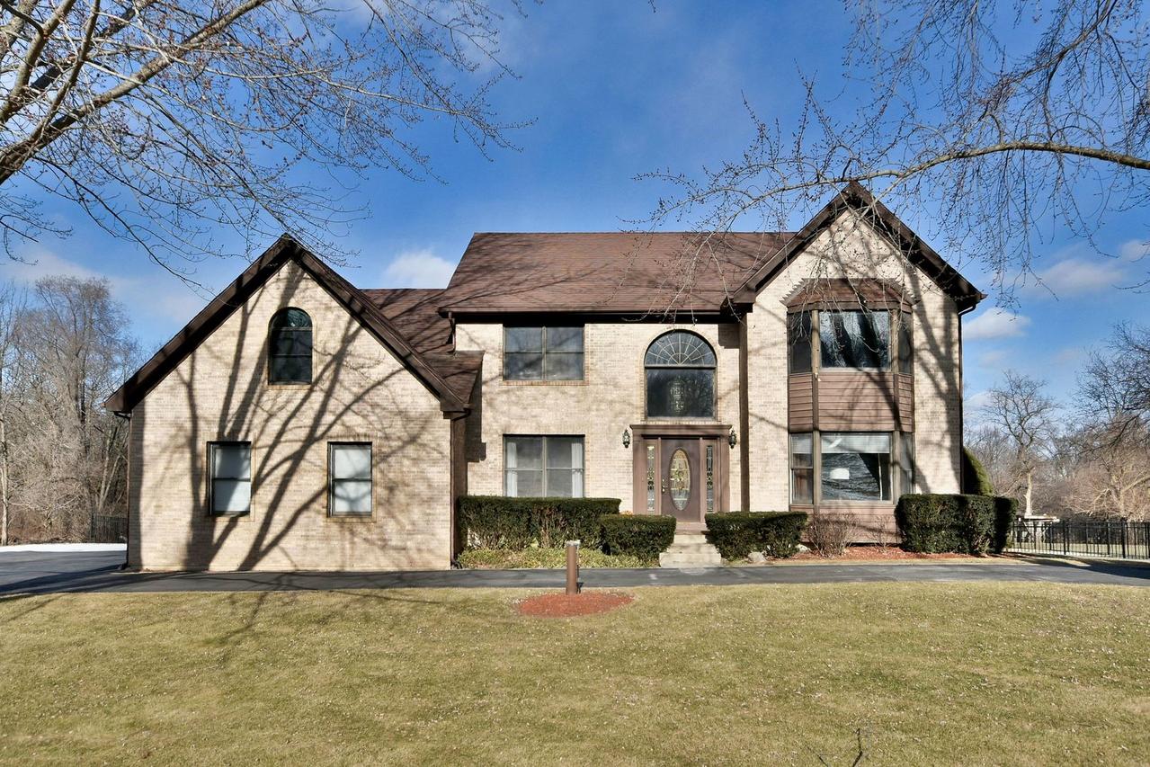 40w668 S Bridle Creek Dr., St. Charles, IL 60175