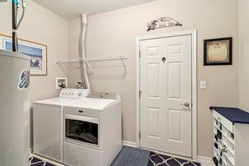 2433 Golf Ridge Cir., Naperville, IL 60563