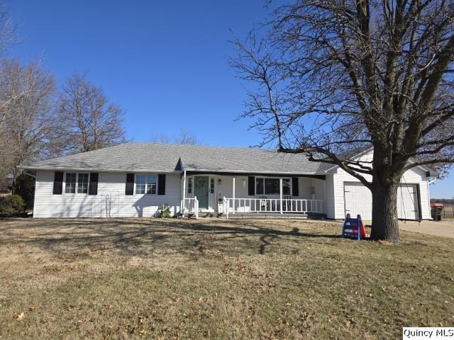 733 Questover Dr., Carthage, IL 62321