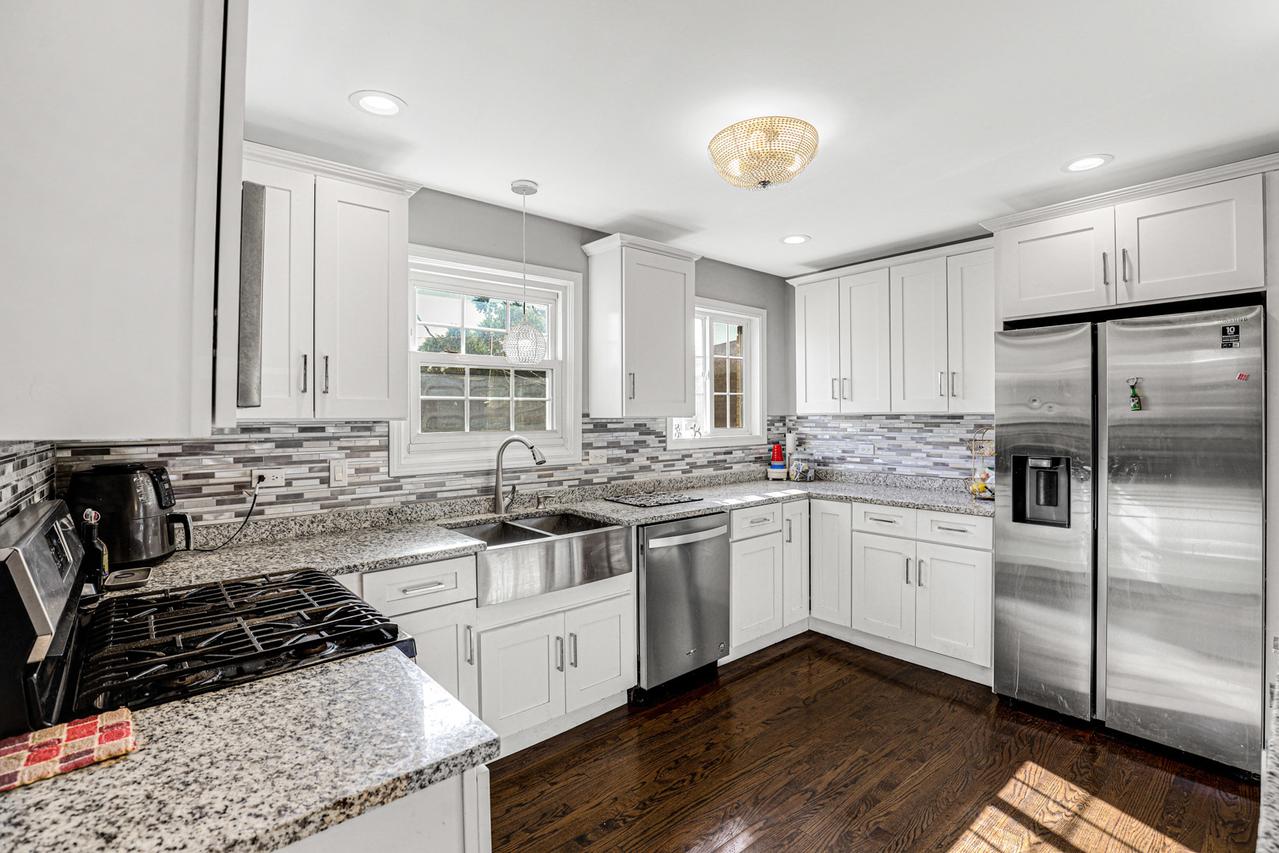 11551 S Justine St., Chicago, IL 60643