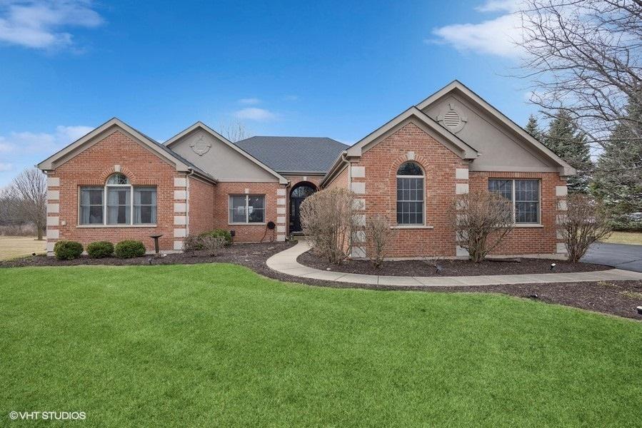 7901 Redtail Dr., Lakewood, IL 60014