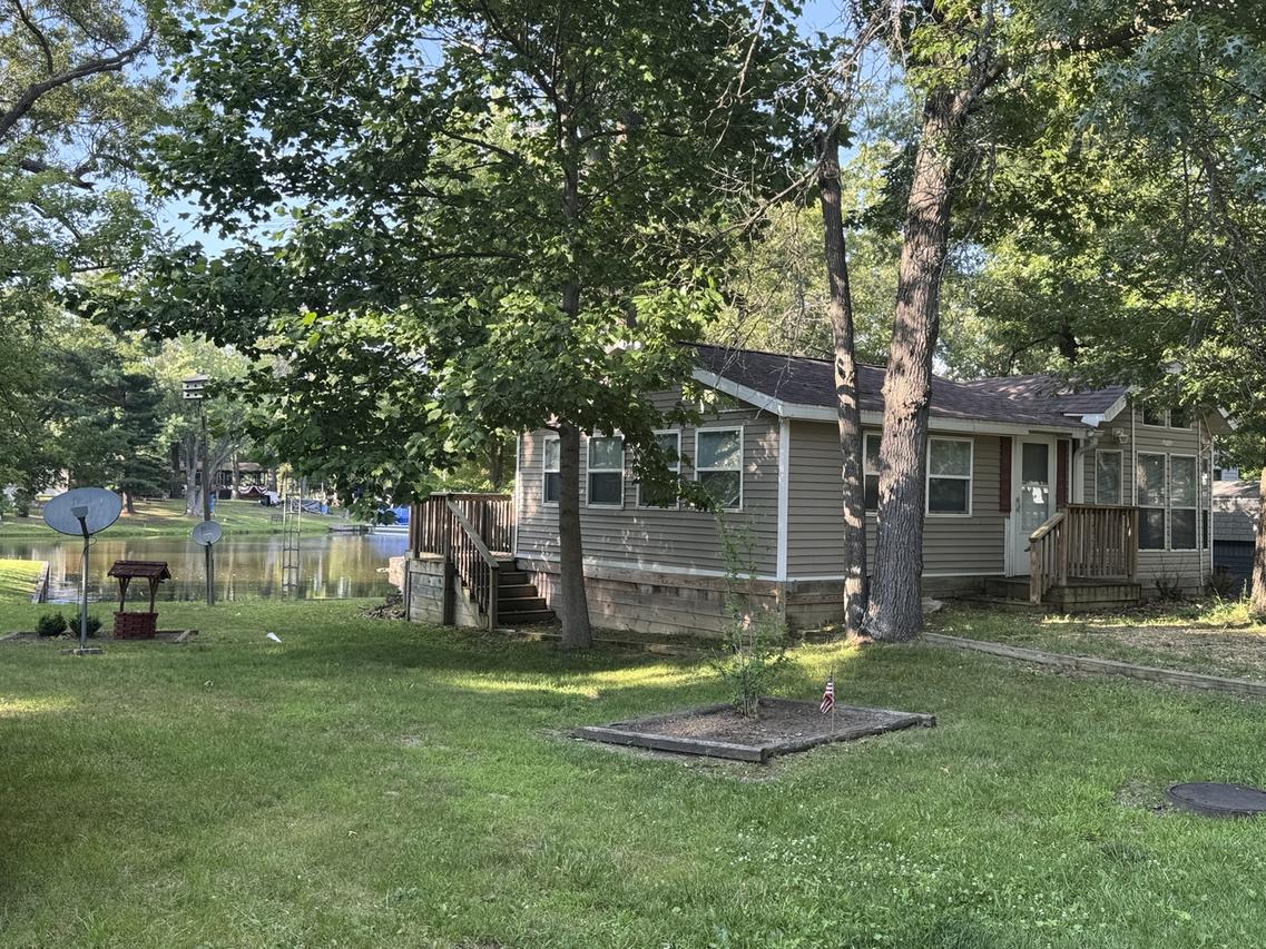 3-71 Woodhaven Lakes, Sublette, IL 61367