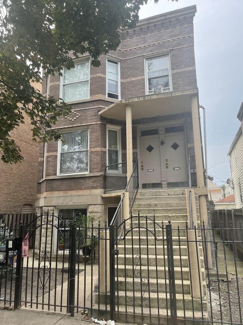1926 N Keystone Ave., Chicago, IL 60639