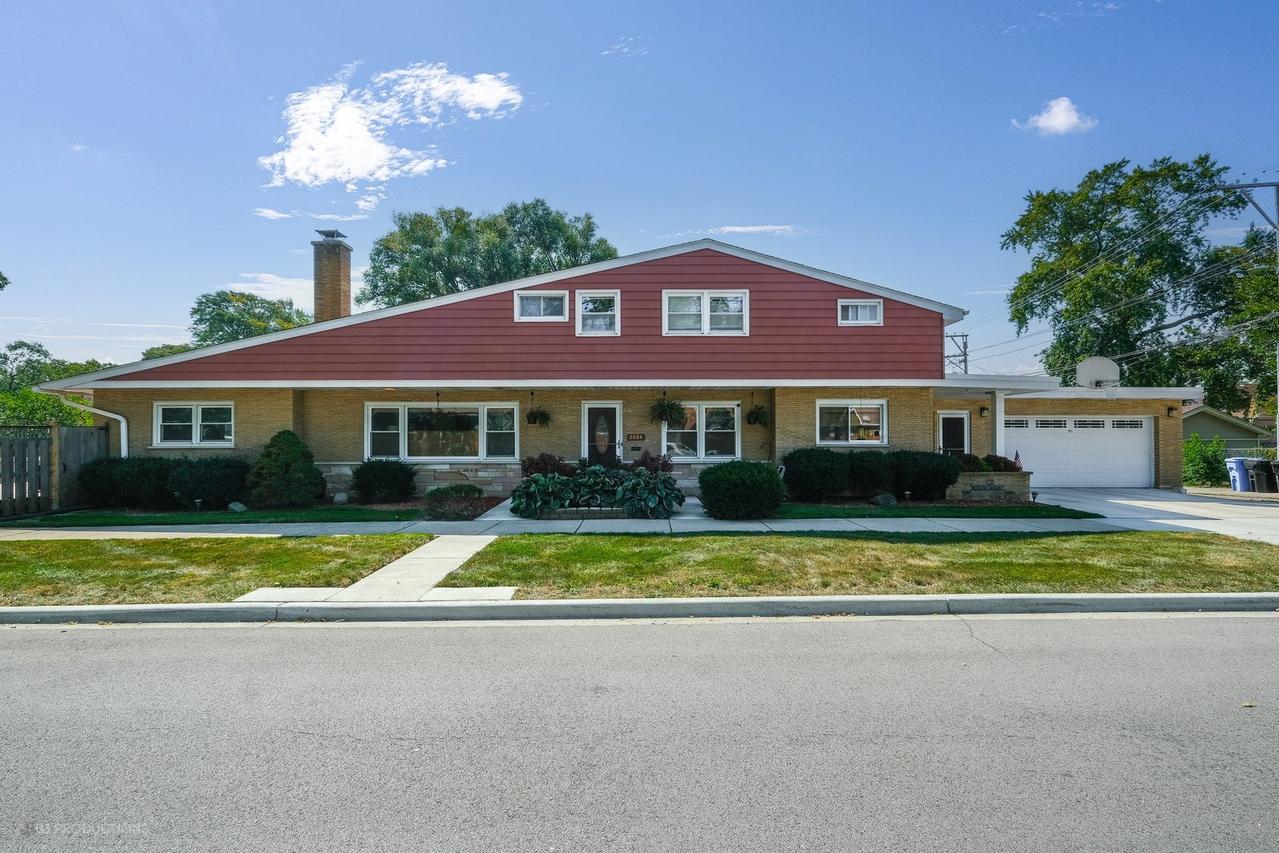 2054 N Nordica Ave., Chicago, IL 60707
