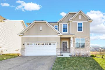 2111 Schmitt Cir., Algonquin, IL 60102