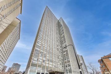 655 W Irving Park Rd. #3903, Chicago, IL 60613
