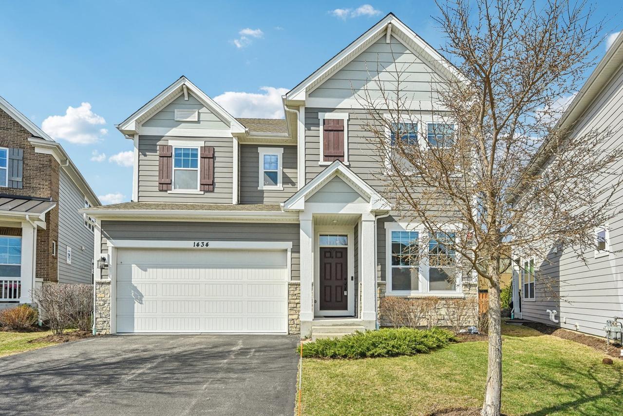 1434 Somerset Pl., Barrington, IL 60010