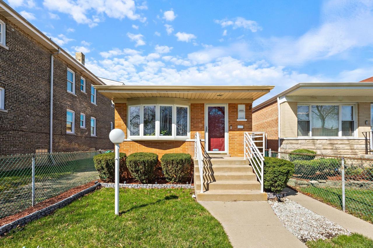 10052 S Princeton Ave., Chicago, IL 60628