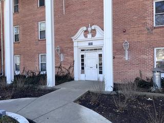 5101 Carriageway Dr. #B304, Rolling Meadows, IL 60008