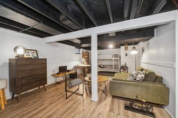 415 Prairie Ave., Libertyville, IL 60048