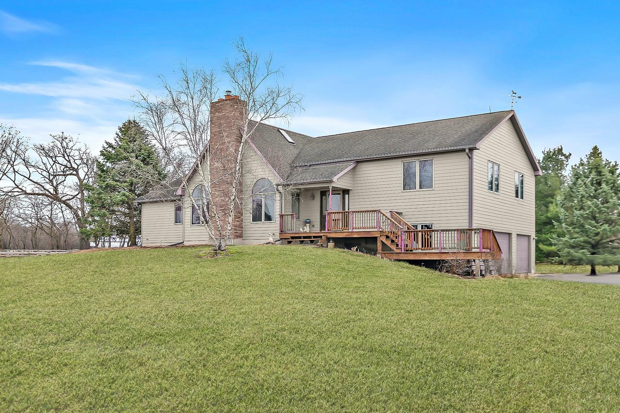 14N700 Factly Rd., Sycamore, IL 60178