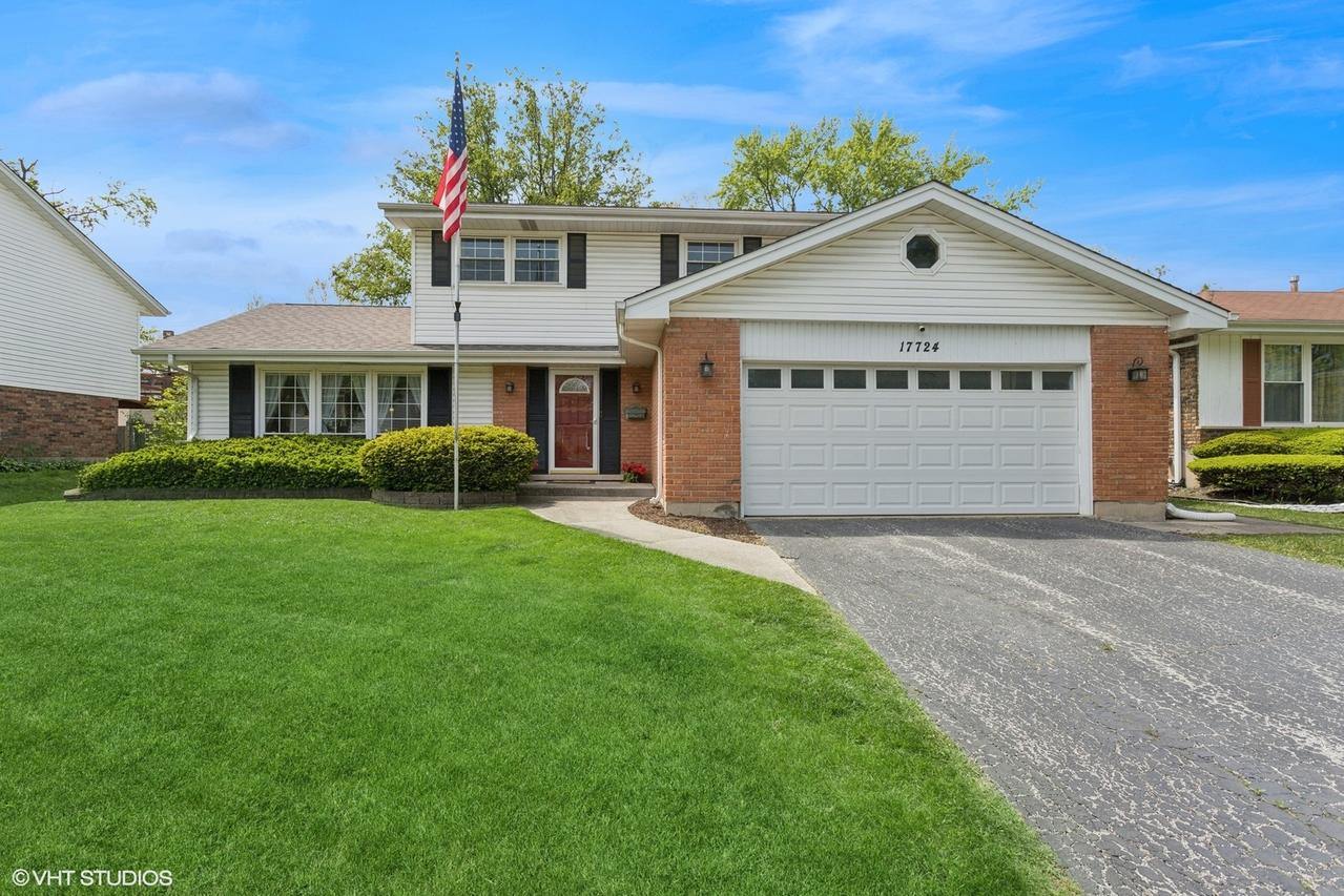 17724 Cherrywood Ln., Homewood, IL 60430