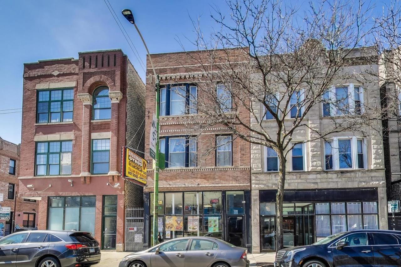 1050 N Ashland Ave., Chicago, IL 60622