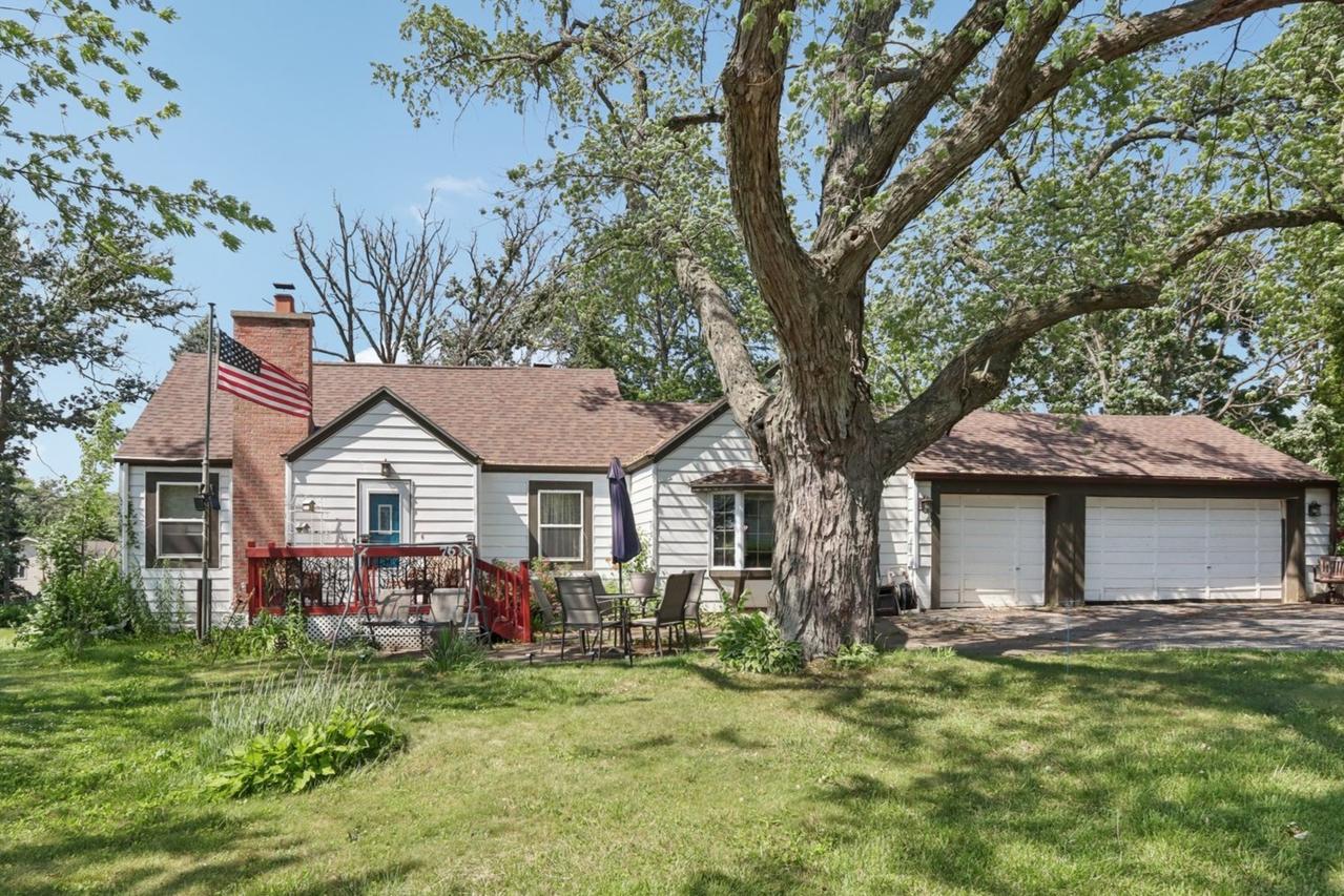 7616 Orchard Rd., Wonder Lake, IL 60097