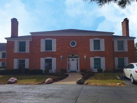 120 Carriage Way Dr. #B103, Burr Ridge, IL 60527