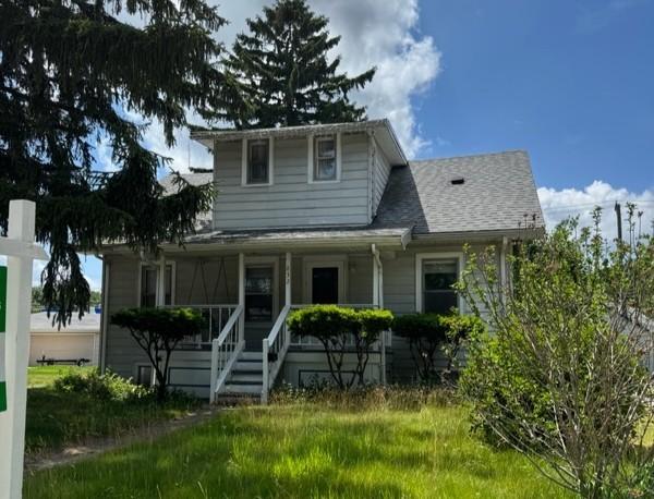 832 Fulton Ave., Winthrop Harbor, IL 60096