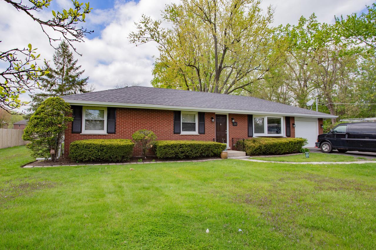 2090 Shermer Rd., Northbrook, IL 60062