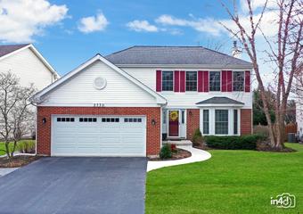 2732 Bluewater Cir., Naperville, IL 60564