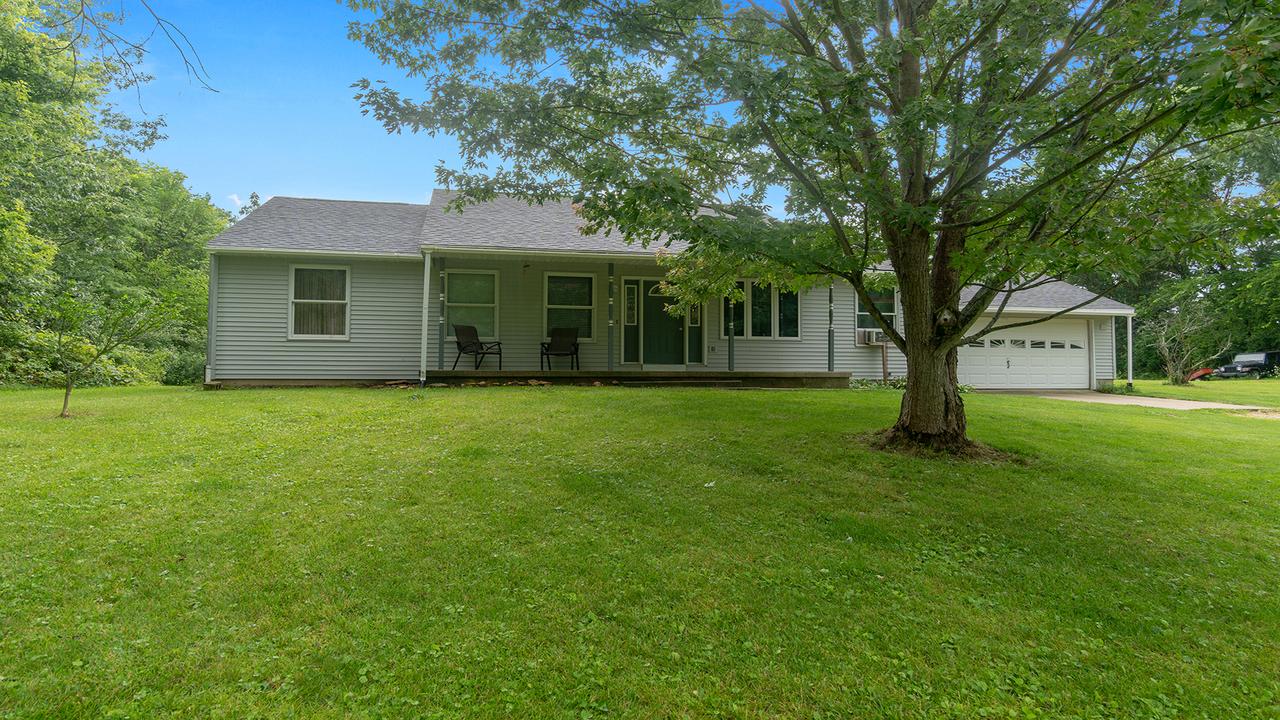 971 W Devils Backbone Rd., Oregon, IL 61061