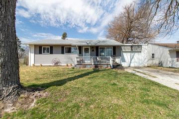 415 Sunset Dr., Leroy, IL 61752