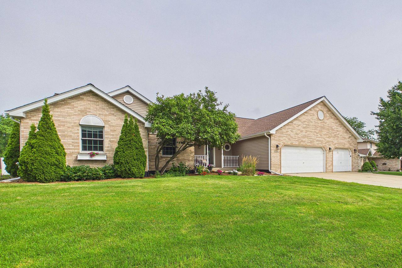 9260 Elm Ave., Mokena, IL 60448