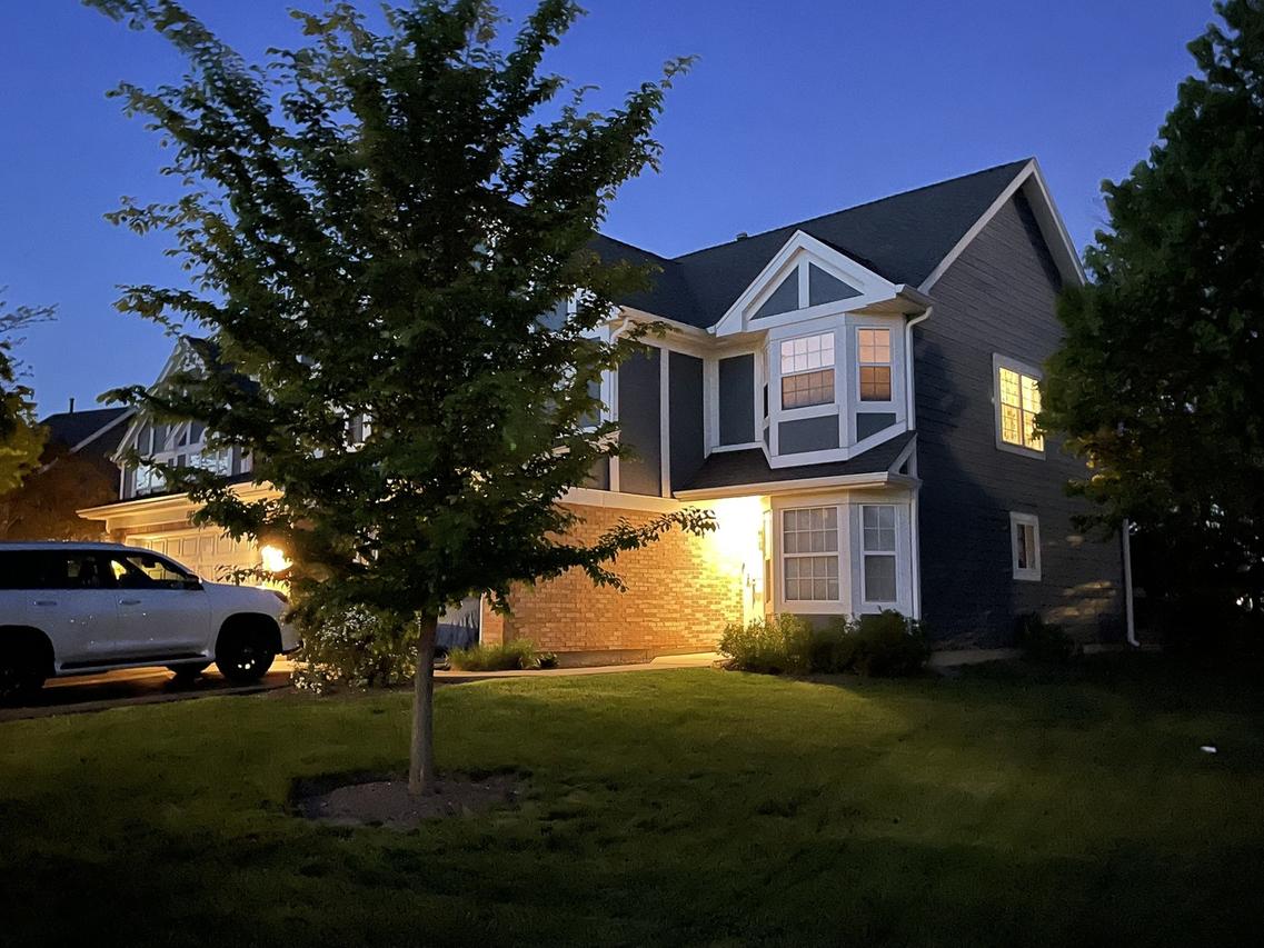 1181 Scott Ct., Carol Stream, IL 60188
