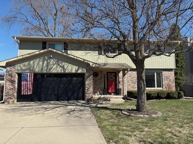 10 Gloucester Cir., Bloomington, IL 61704