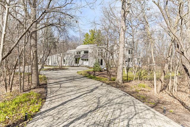 4 Dunsinane Ln., Bannockburn, IL 60015