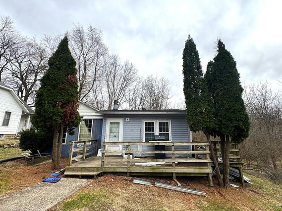 502 E 2nd St., Maquon, IL 61458