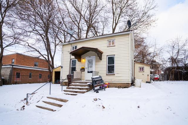 817 S State Ave., Freeport, IL 61032