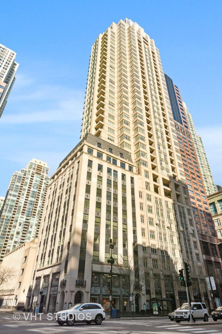 118 E Erie St. #31F, Chicago, IL 60611