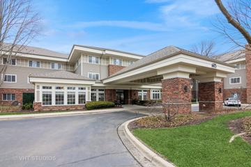 605 Barrington Ave. #228, East Dundee, IL 60118
