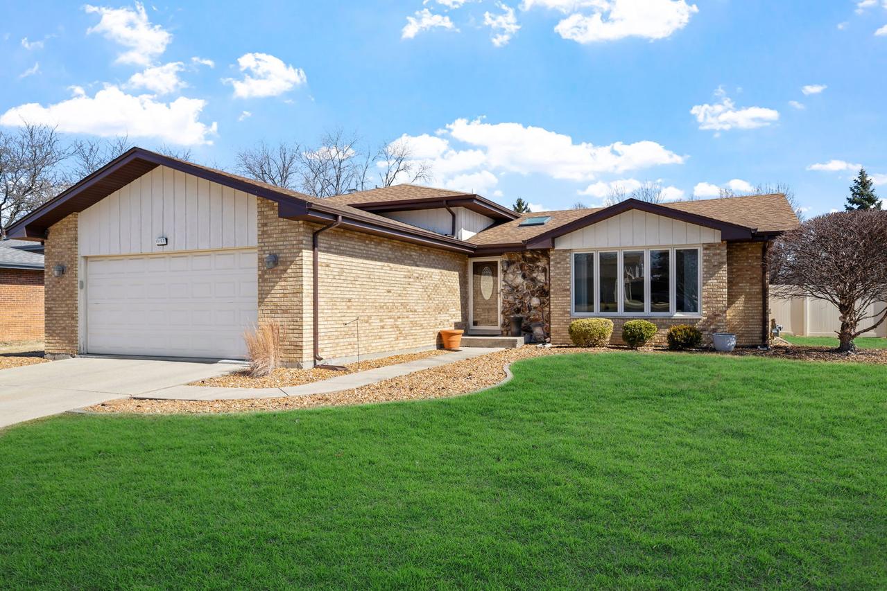 17107 Inverness Dr., Tinley Park, IL 60487