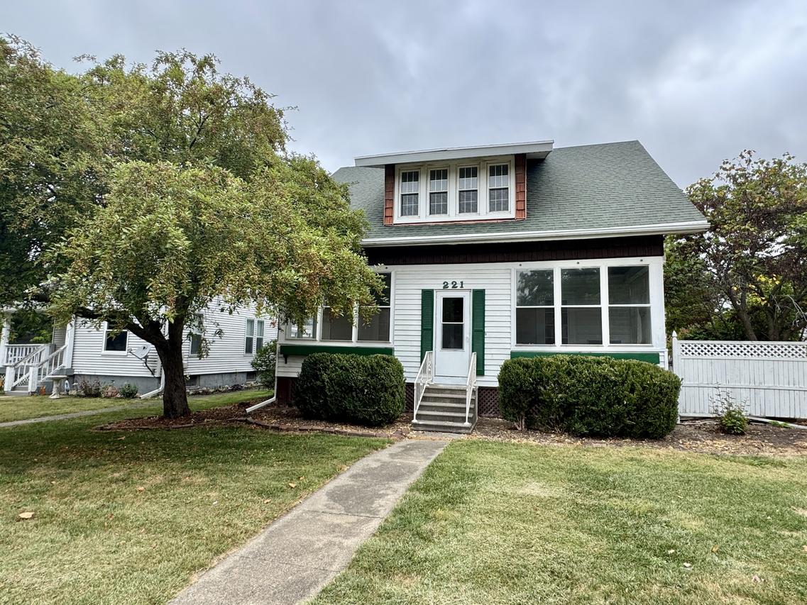 221 W Peru St., Princeton, IL 61356