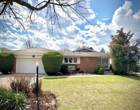 5200 Clausen Ave., Western Springs, IL 60558