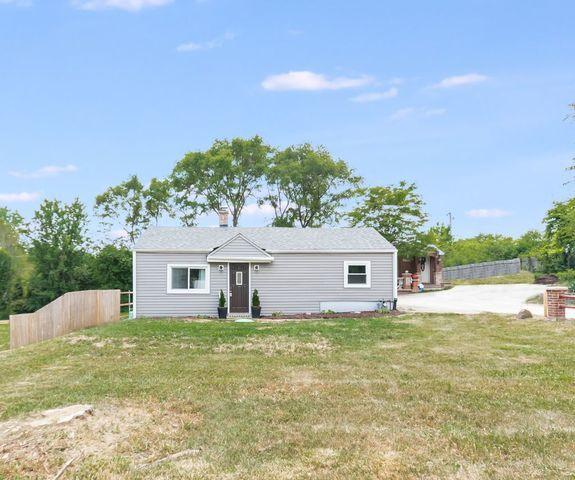 28w427 Donald Ave., West Chicago, IL 60185