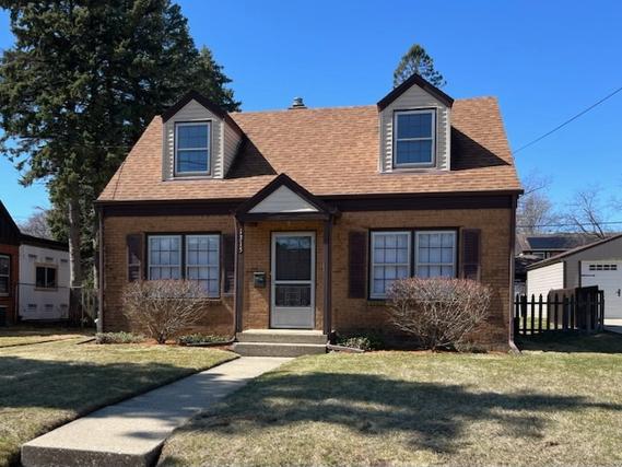 1315 21st St., Rockford, IL 61108
