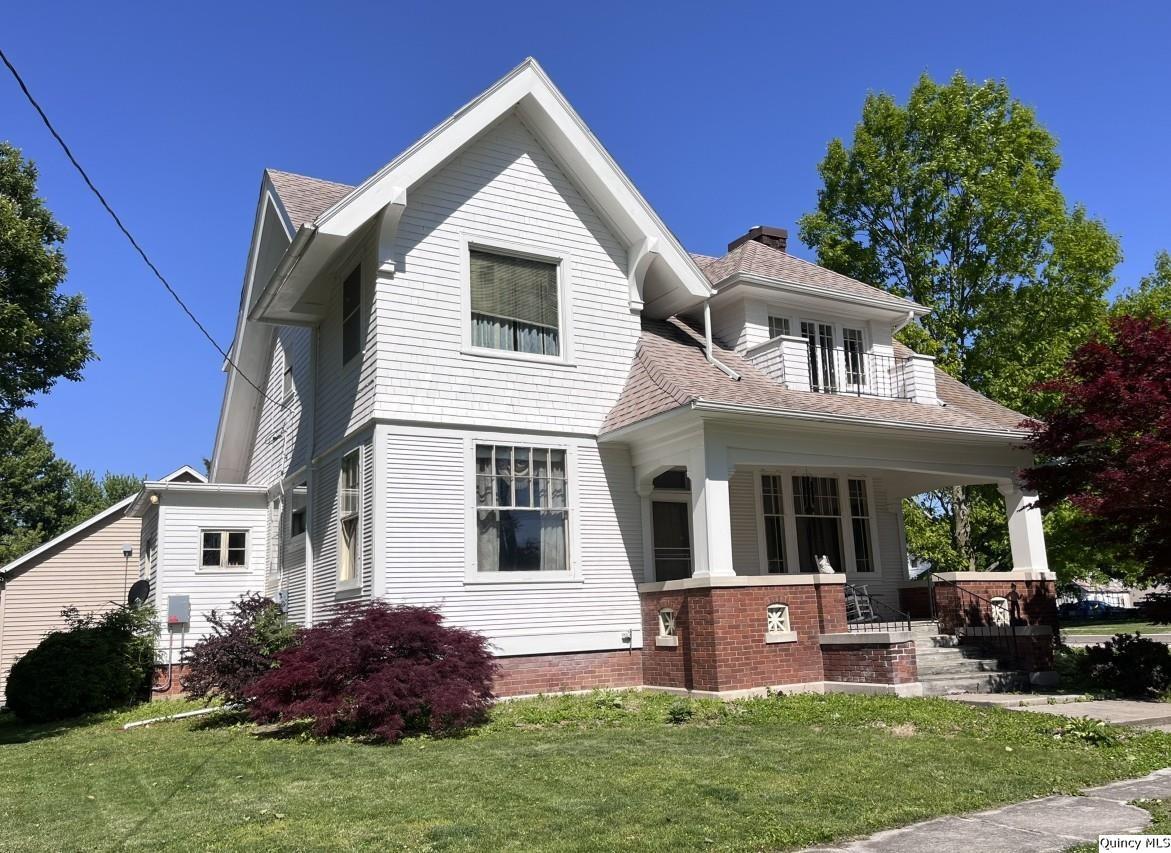 100 S Franklin St., Clayton, IL 62324