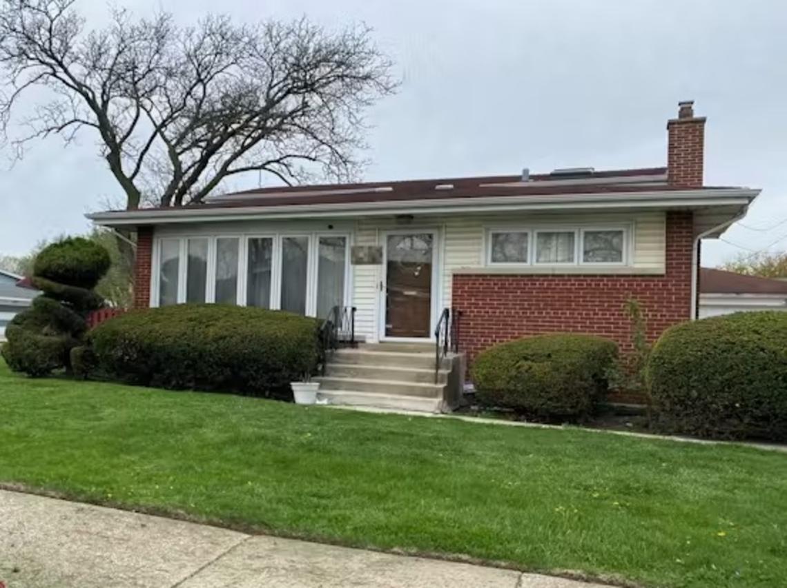 8550 S Avalon Ave., Chicago, IL 60619