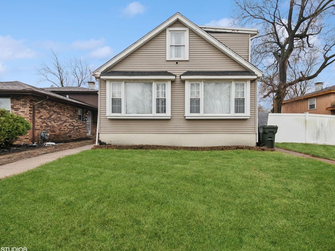 517 E 146th St., Dolton, IL 60419