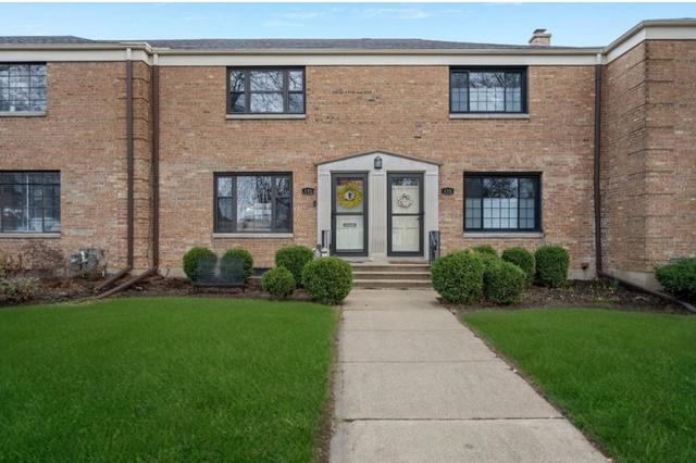 135 Fellows Ct., Elmhurst, IL 60126