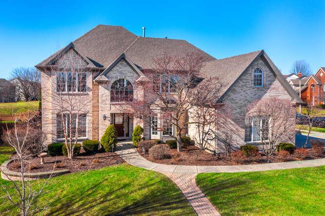 2303 Johnsburg Ct., Naperville, IL 60564