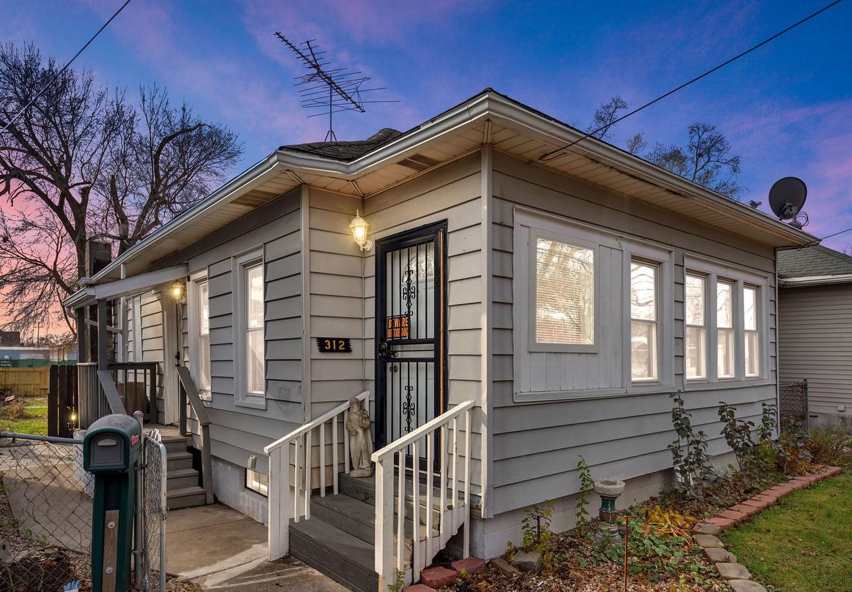 312 Stone St., Kankakee, IL 60901